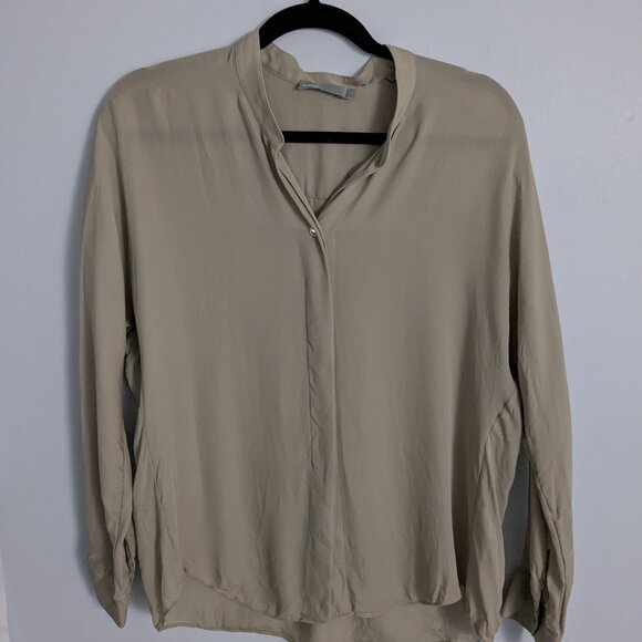 Vince 100% Silk Top – Elegant Neutral, Size 4 ✨ - Picture 1 of 5